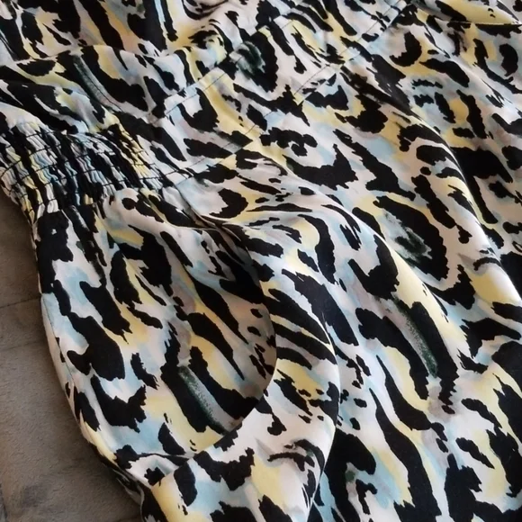 STS Blue | Strapless Lightweight Mini Dress - Picture 4 of 7